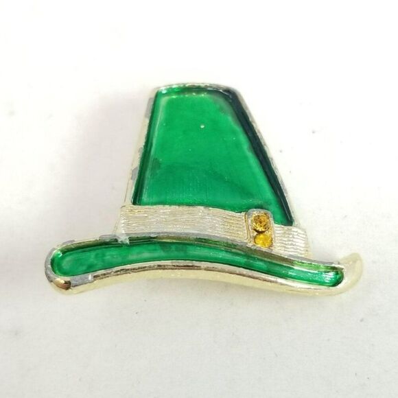 Vintage Green Irish Leprechaun Hat, St Pattys Day, Beatrix, Enamel Brooch Pin - Picture 1 of 6